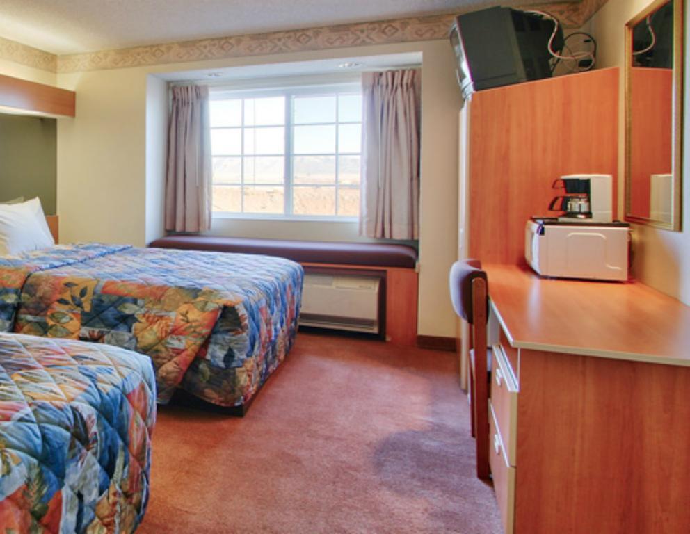 Western Skies Inn & Suites Los Lunas Ruang foto