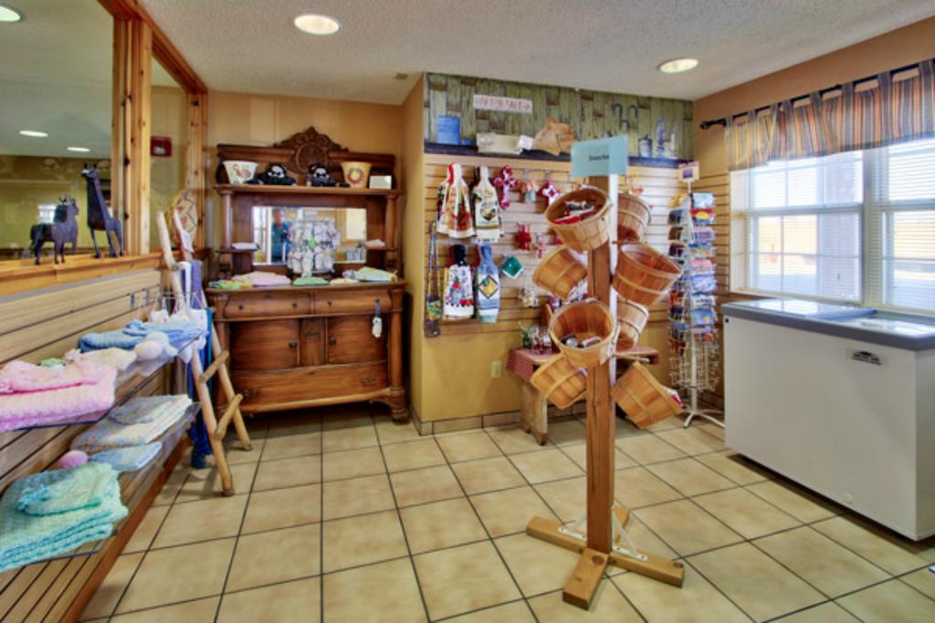 Western Skies Inn & Suites Los Lunas Bagian luar foto
