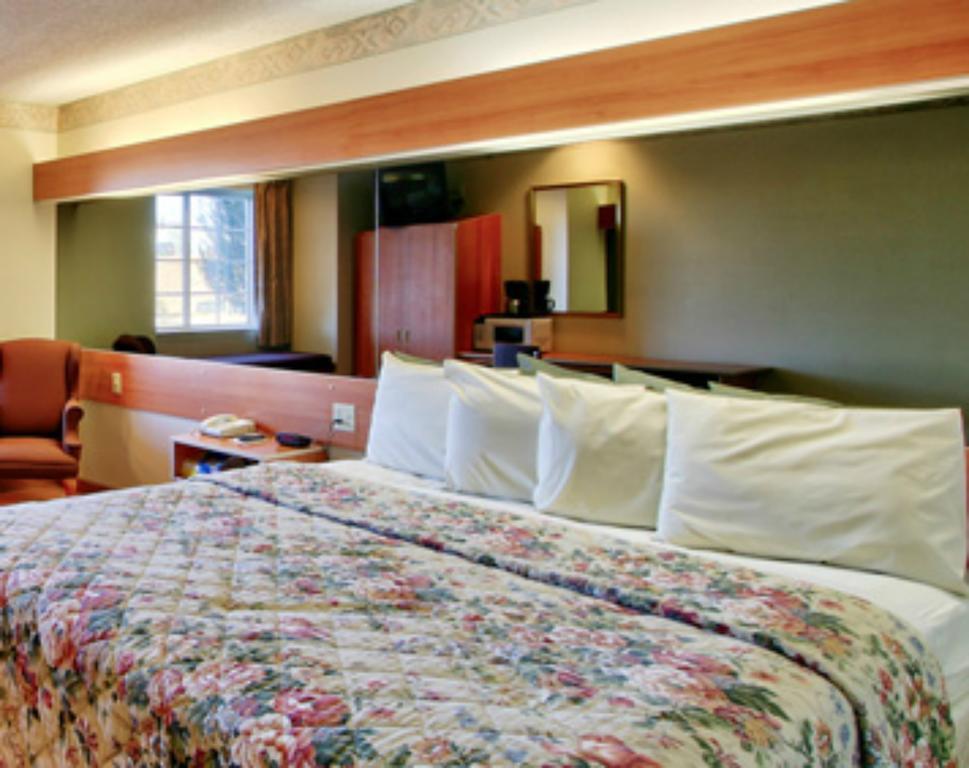 Western Skies Inn & Suites Los Lunas Bagian luar foto