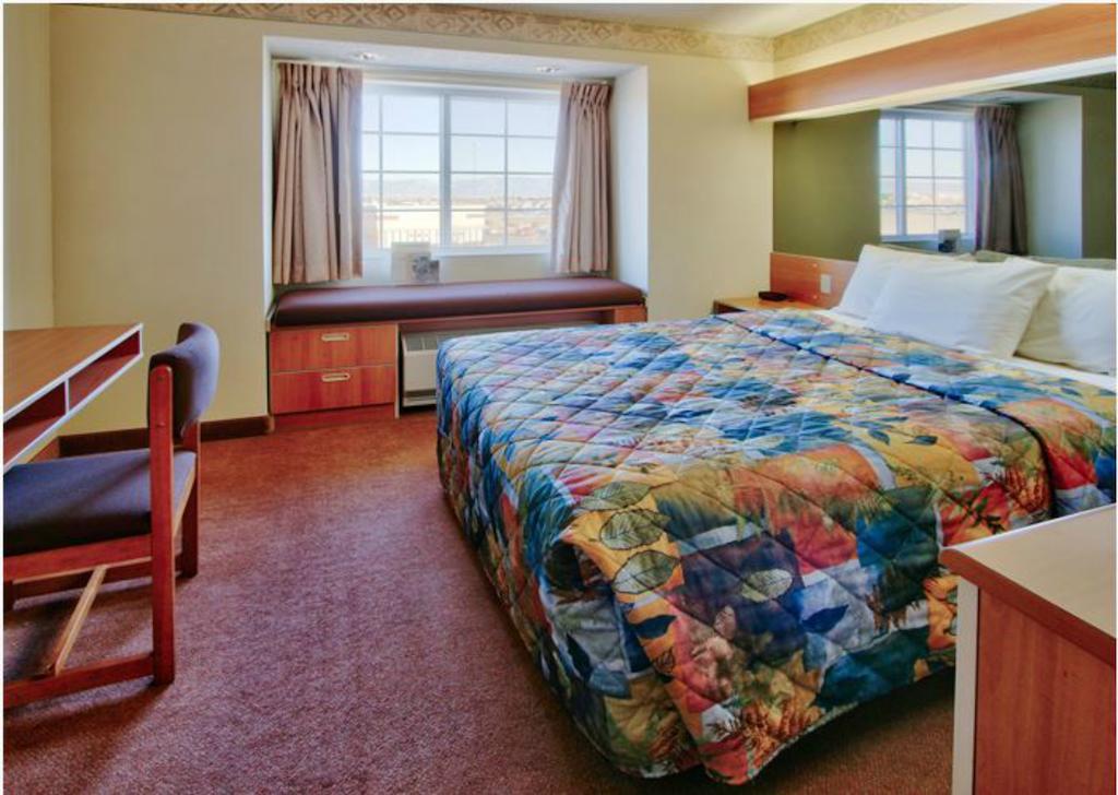 Western Skies Inn & Suites Los Lunas Bagian luar foto