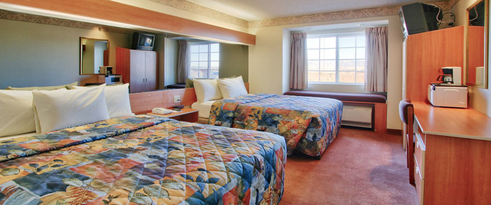 Western Skies Inn & Suites Los Lunas Bagian luar foto