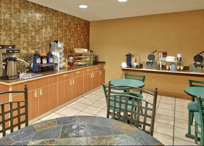 Western Skies Inn & Suites Los Lunas Bagian luar foto